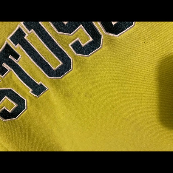 STUSSY OVERSIZED QUARTER ZIP! Size S , oversized - Picture 3 of 7